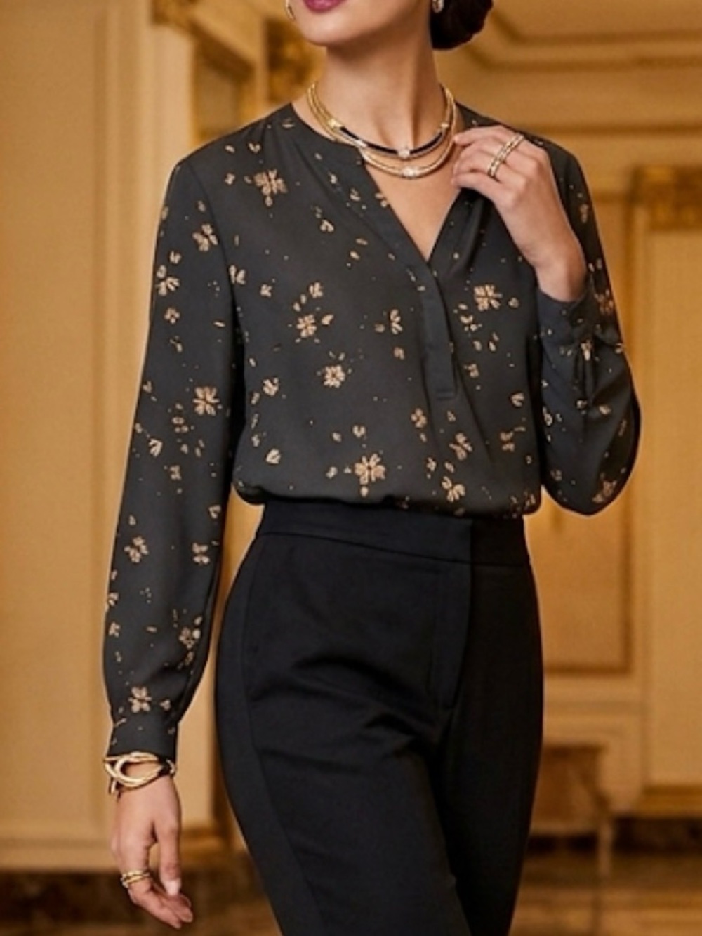Hilary Radley Black Floral Split Neck Long Sleeve Blouse Large CU3421-132